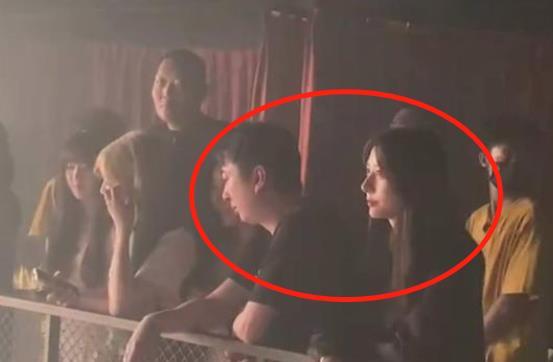 网红vx吃瓜群,揭秘娱乐圈幕后真相  第2张